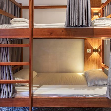 7Fridays West Lake Hostel Tay Ho Extérieur photo