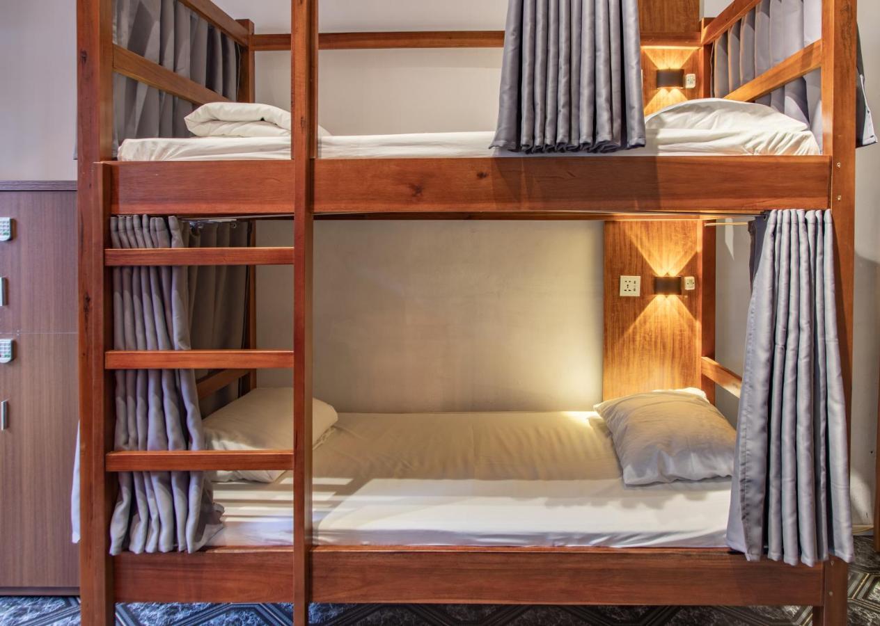 7Fridays West Lake Hostel Tay Ho Extérieur photo